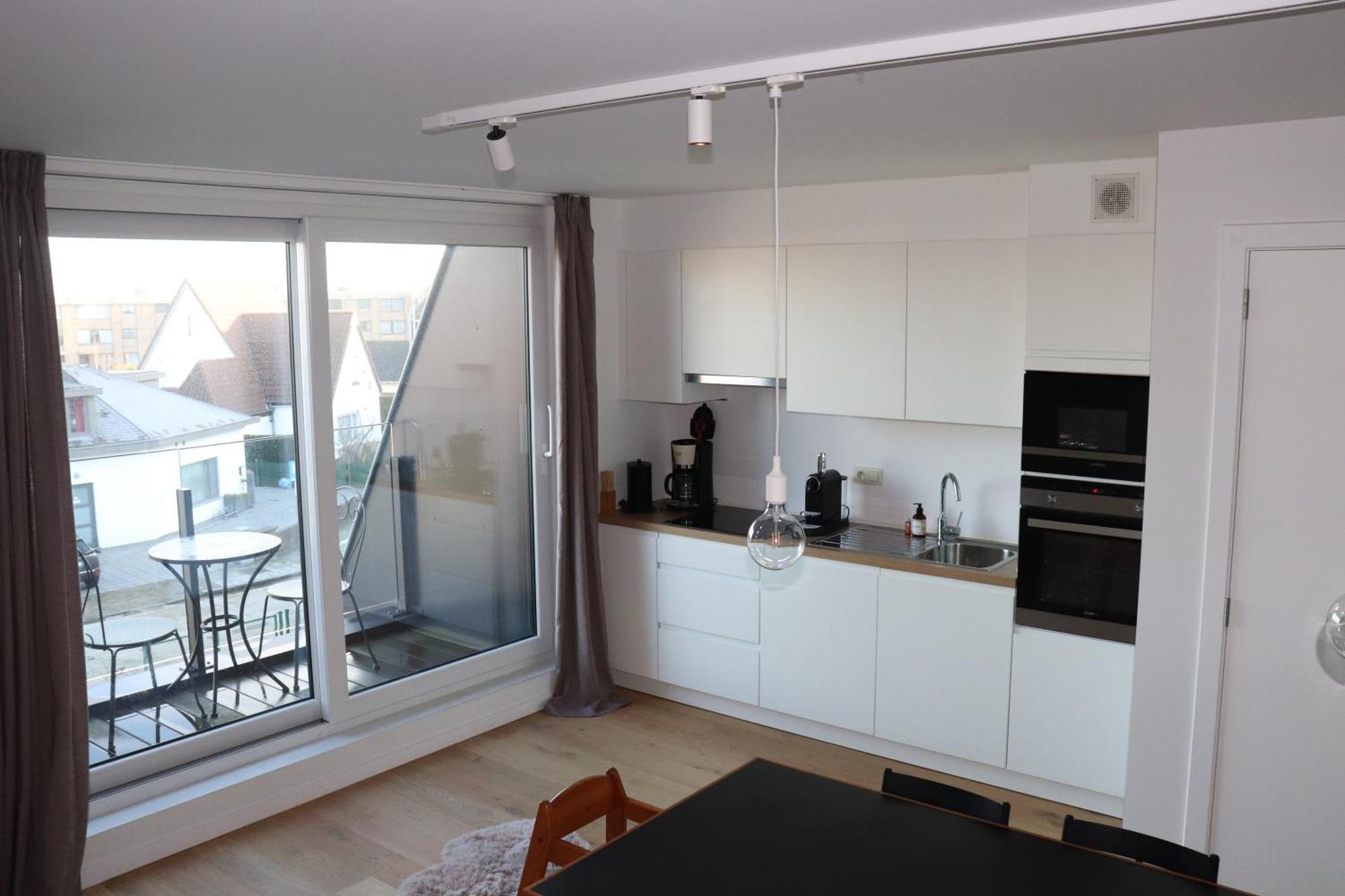 Prachtig Duplex Met Balkon Te Wenduine * De Haan